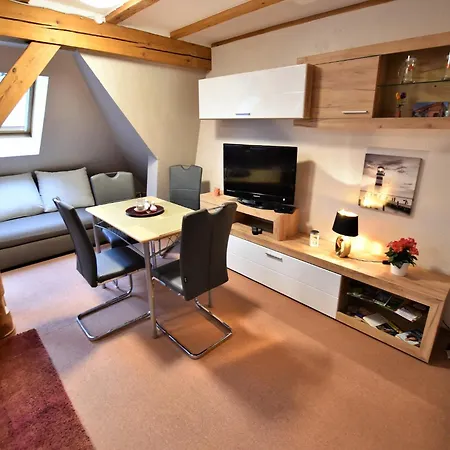 Appartement Budget In Grundshagen Mit Gartensitzplatz Klutz